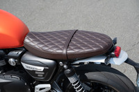 トライアンフ・スピートツイン1200(6MT)/ロイヤルエンフィールド・スクラム411(5MT)/ベネリ・レオンチーノ125(6MT)【試乗記】の画像