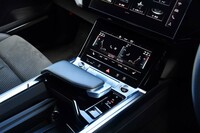 輸入車チョイ乗りリポート 第2回:電気の魅力はひとつにあらずの画像