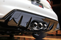 ホンダが新型「シビック タイプR」を世界初公開 2022年9月に発売を予定の画像