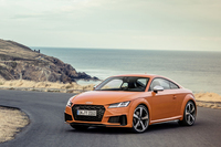 アウディTTSクーペ