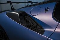 リアフェンダーのエアインテークは完全新設計。空気の流入量は「MC20」比で16%増しとなっている。