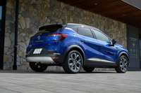 「ルノー・キャプチャー」に設定された「E-TECHハイブリッド」。グレード名にもなっている、ルノー独自のハイブリッドシステムを搭載したモデルの第3弾だ。