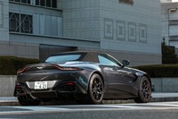2020年2月に上陸した、新型「ヴァンテージ ロードスター」。デリバリーは同年4月から順次行われている。