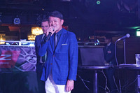 発表会の冒頭であいさつに立ったオーゼットジャパンの内山晶弘社長。