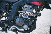 第3回:意外なほど取っ付きやすい!?やんちゃなオフロード&モタードを駆るの画像