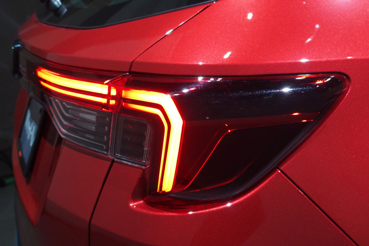 ホンダWR-V(リアコンビランプ)