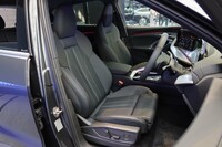「Q5 TDIクワトロ150kWアドバンスト」の前席。