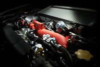 2.5リッター水平対向エンジンは、シングルスクロールタイプのターボチャージャーを備える。