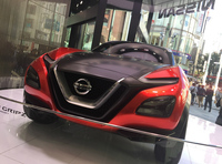 NISSAN CROSSINGの「シリンダー」の部分に展示されていた「日産グリップス コンセプト」。2015年フランクフルトモーターショーの出品車である。