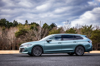 フォルクスワーゲン・パサートeTSIエレガンス