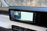 Googleビルトインの12.3インチインフォテインメントシステムはドライブレコーダーなどとセットのオプションで搭載可能だ。