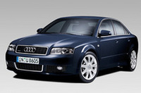 「アウディA4」シリーズの「Sライン」に追加装備の画像