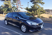 「DS 5シック BlueHDiレザーパッケージ」