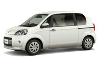 トヨタが全店で全車種併売を始める前はトヨタ店とトヨペット店で売られた「ポルテ」。「スペイド」はトヨタカローラ店とネッツ店で販売されていた。