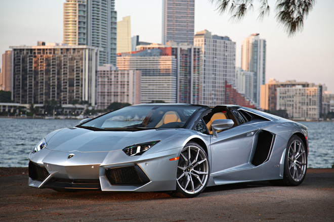 ランボルギーニアヴェンダドール