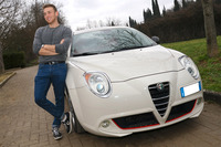 初任給で「ミト」を買ったというエリック君。