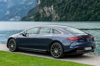 既存の「EQ」シリーズの車種とは異なり、「EQS」は新規開発のBEV専用プラットフォームをベースに開発されていた。