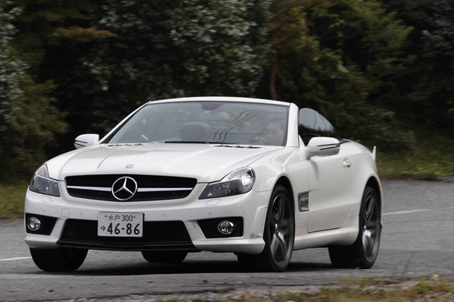 【スペック】全長×全幅×全高=4600×1820×1300mm/ホイールベース=2560mm/車重=1980kg/駆動方式=FR/6.2リッターV8DOHC32バルブ(525ps/6800rpm、64.2kgm/5200rpm)/価格=1939.0万円(テスト車=2107.0万円/AMGパフォーマンスパッケージ=168.0万円)