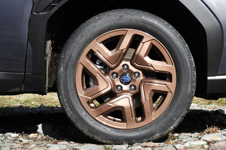 スバル・フォレスター スポーツEX(タイヤ&ホイール)