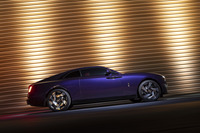 ロールス・ロイス史上最強の電気自動車「ブラックバッジ スペクター」が登場の画像