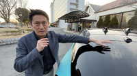 「新型『リーフ』は豪雨の中でもリアガラスが全然汚れないんです」と語る遠藤さん。