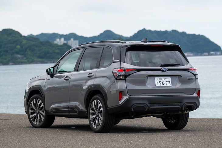6代目となる新型「スバル・フォレスター」。初期受注は非常に好調で、2025年4月3日の先行受注の開始以来、すでに約1万5000台の注文を集めているという。