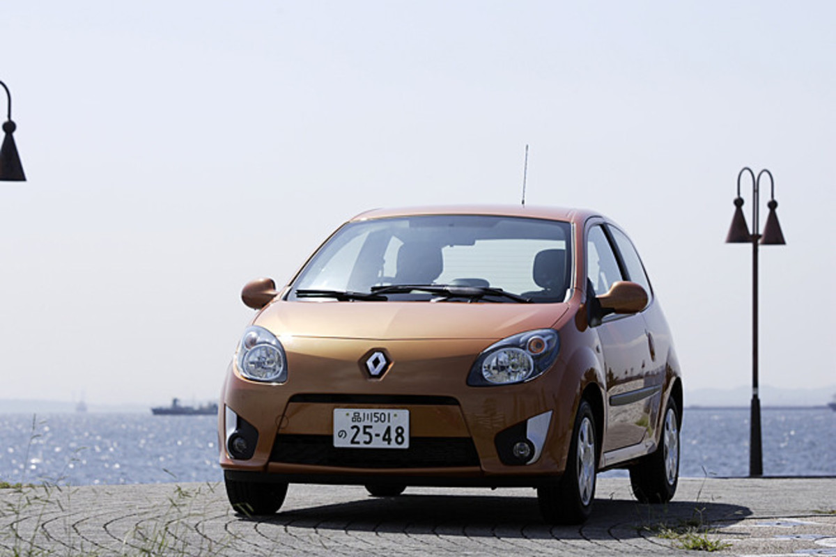 匿名配送　ルノー純正　トゥインゴ2 ドアスクラッチプロテクト　新品デッドストック 匿名配送 ルノー純正 トゥインゴ2 ドアスクラッチプロテクト 新品