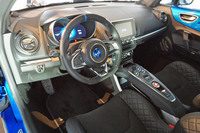 新型「アルピーヌA110」、まずは限定車が先行発売の画像