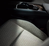 日産が「ノート オーラ」をマイナーチェンジ フロントデザインを刷新し装備も強化の画像