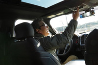 ミシュラン取扱店の情報や、輸入&逆輸入タイヤが得意なお店などの情報を教えてくれたKカメラマン。