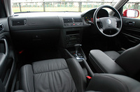 フォルクスワーゲン・ゴルフワゴンGT プレミアムパッケージ(5AT)【ブリーフテスト】の画像