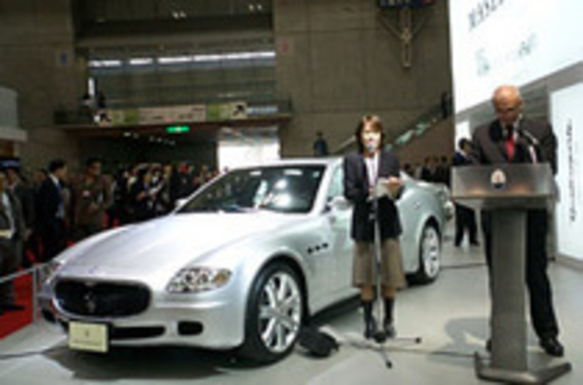 東京モーターショー2005】クルマはハデでも発表は控えめ フェラーリ