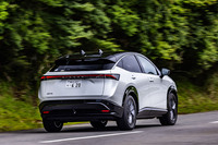 「CMF-EV」と呼ばれるEV専用プラットフォームを採用する「アリア」。サスペンションはフロントがストラット式、リアがマルチリンク式となる。