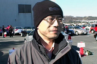 【写真上】「ハマーH2」
【写真下】三井物産オートモーティブ株式会社 中戸修氏