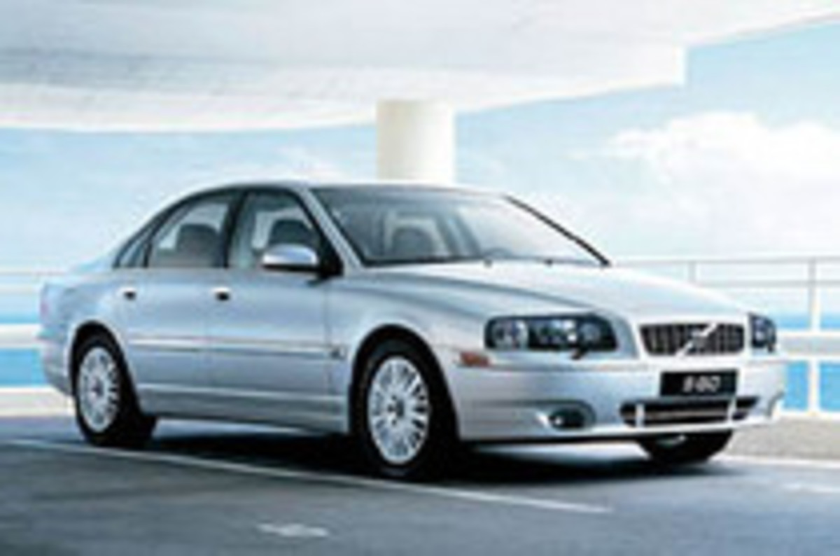 ボルボS80」06モデルに特別限定車が2台 【ニュース】 - webCG
