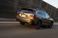 「アイサイトX」の運転支援システムには、カーナビの地図データやGPSなどによる自車位置測位情報も取り入れられており、既存のACCより多様な機能や、高い制御の精度を実現している。