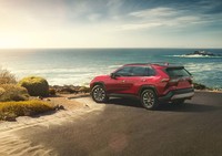 【ニューヨークショー2018】トヨタ、新型「RAV4」を世界初披露の画像