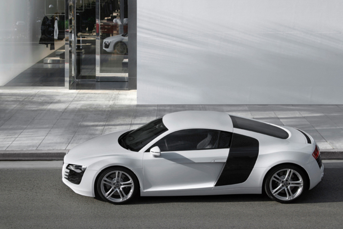 アウディR8（4WD/2ペダル6MT）【海外試乗記】 スポーツカーでも