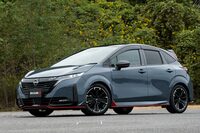 日産ノート オーラNISMOチューンドe-POWER 4WD NISMOパーツ装着車