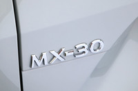 マツダMX-30