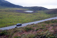 電気自動車であること以外にも、さまざまな新機軸が取り入れられた「Iペース」。ジャガー初のワイヤレスアップデート機能もそのひとつで、インフォテインメントシステムやテレマティクスユニット、バッテリーコントロールモジュールを常に最新の状態に保つことができる。