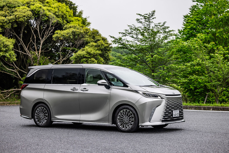 レクサスLM500h“エグゼクティブ”