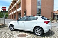 シエナの新住宅街で。2020年夏。