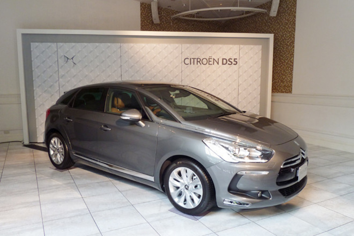 シトロエン、8月発売の「DS5」を公開 【ニュース】 - webCG