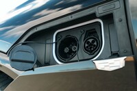 GMが「キャデラック・リリック」を日本に導入 航続距離510kmの新型BEVの画像