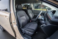 シートのデザインも変わっていないが、テスト車にはオプションのシートヒーターが装着されていた。