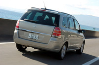 オペル・ザフィーラ 2.2スポーツ(FF/4AT)【試乗記】の画像