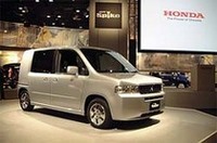 ホンダ「モビリオ・スパイク」デビューの画像