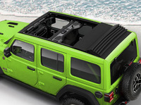 グリーンが鮮やか! 電動開閉式ルーフを持つ「ジープ・ラングラー アンリミテッド」の限定車登場の画像