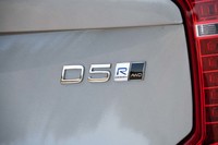 今回のテスト車は「ボルボXC90 AWD D5 R-DESIGN」。マイナーチェンジモデルの導入に合わせて設定された特別仕様車だ。